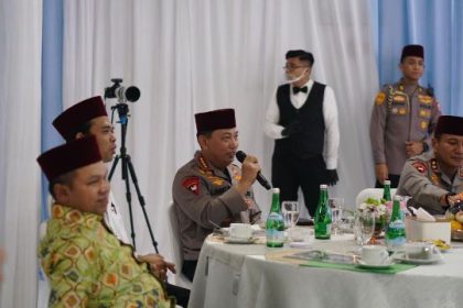 Kunjungan Kapolri ke Pesantren UAS, Sinergi Ulama dan Negara
